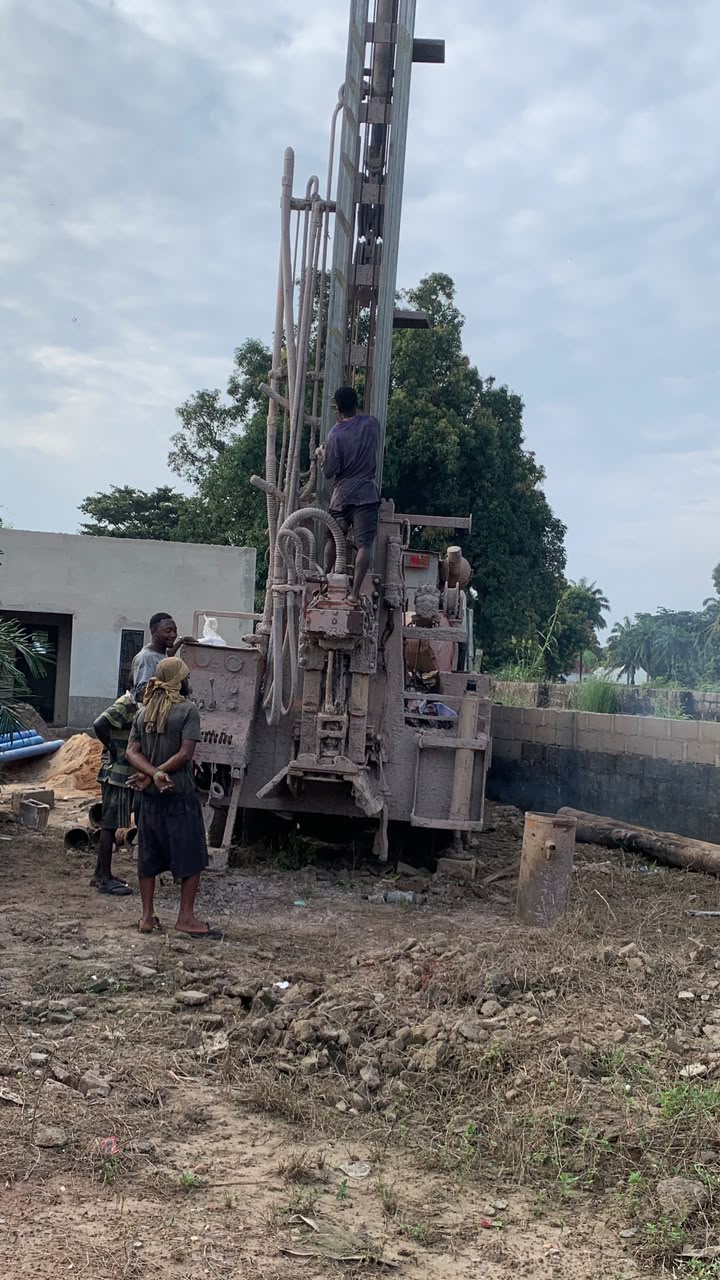 Drilling Mast In Operation
